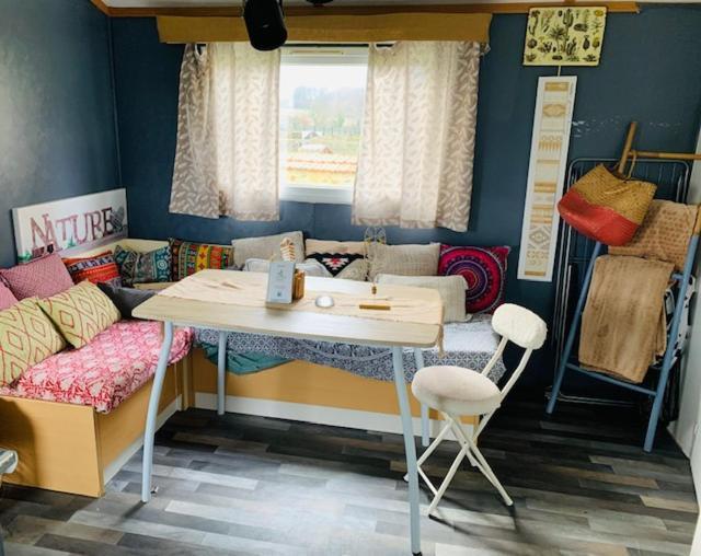 Coachella Konuk evi Lanouaille Dış mekan fotoğraf